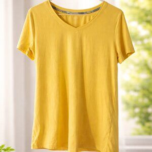 Yellow V-Neck Tee Sonoma Size Medium Soft Casual Basic Top